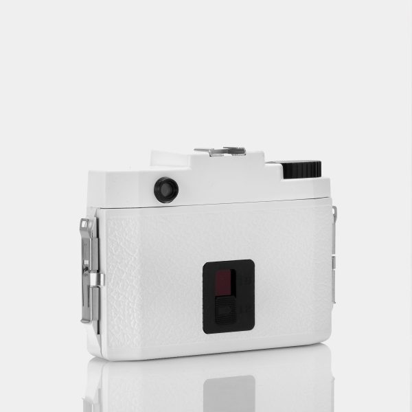 Holga 120N White 120 Film Camera Cheap - Image 4
